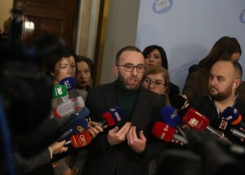 Opozita bllokon mbledhjen e komisionit të reformës zgjedhore