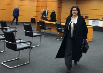 Ndihmësja Ligjore Majlida Tosku jep shpjegime për pasuritë e familjes dhe disa kredi