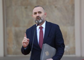 Prapaskenat e përfshirjes së zyrtarëve të dënuar për korrupsion në ligjin për Amnistinë