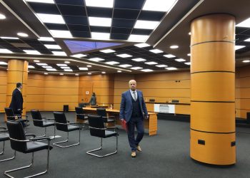 Gjyqtari Hektor Sinanaj jep shpjegime për bilancet negative dhe konfliktin e interesit