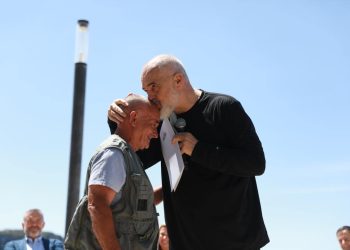 Si po përpiqet PS ta ‘kthejë’ në kampin socialist bashkinë Himarë