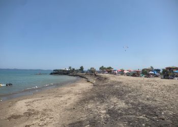Plazhi i Durrësit ku koha ka ndalur