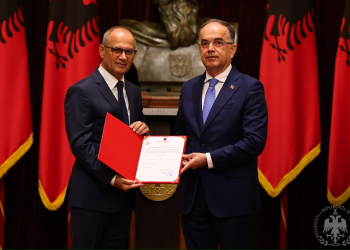 Presidenti Bajram Begaj akuzohet për plagjiaturë akademike