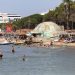 Si mund të kapërcehet izolimi ‘totalitar’ i plazheve nga fshati