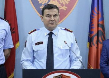 Haki Çako: Zjarrin në zonën e mbrojtur të malit të Murganës e shuajmë me forcat tona