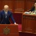 Kryeministri nuk arrin të sqarojë pikëpyetjet mbi eksportin e mbetjeve të rrezikshme