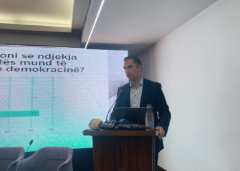 Raport: Të rinjtë e Kosovës e trashëgojnë “barrën e luftës” nga “kujtimet e dorës së dytë”