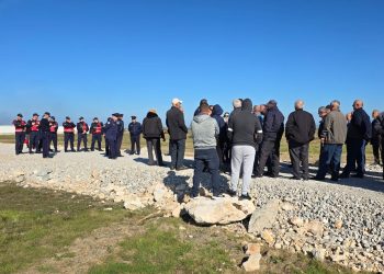 “Mbetjet e rrezikshme” në Durrës, banorët e Porto Romanos në protestë