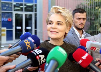 Sekuestrohen dy vila në pronësi të Monika Kryemadhit dhe nënës së saj