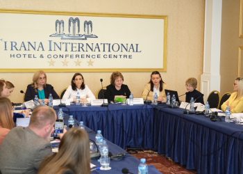 Sistemi shëndetësor shqiptar vuan nga buxhetimi i ulët – thekson raporti