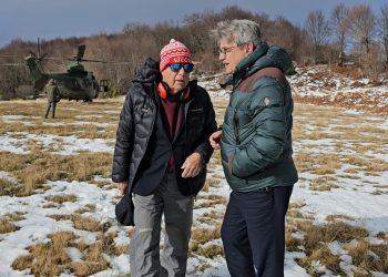 Helikopteri i Forcave Ajrore përdoret për ‘udhëtim turistik’ në Alpe