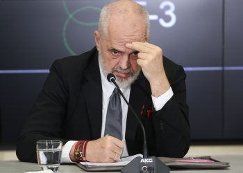‘Keqkuptimi i madh’: Rama mohon ‘gjyqin politik’ por vë në pikëpyetje urdhrat e gjykatës