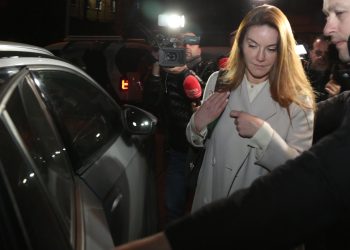 Blerjet luksoze të Ajola Xoxës, ‘Imelda Marcos’ e Tiranës