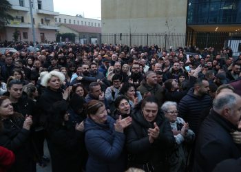 Gjykata vendos arrest me burg për Veliajn pavarësisht presioneve