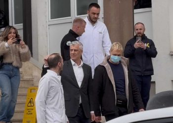 Hashim Thaçi pengohet të marrë pjesë në funeralin e të atit