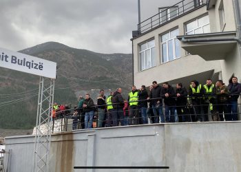 Minatorët e Bulqizës në grevë për paga dhe kushte më të mira pune