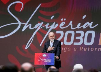 A është realist premtimi i Edi Ramës për anëtarësim në BE në 2030?