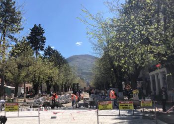 Fushata në Dibër dominohet nga ‘lufta brenda llojit’ për mandatin e pestë