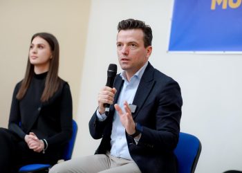 Paratë nuk prodhojnë demokraci