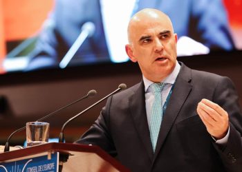 Kreu i Këshillit të Evropës: Avokatët dhe gazetarët kanë nevojë për mbrojtje
