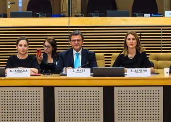 Zef Mazi: Premtimi i Ramës për anëtarësim në BE 2030 është “iluzion”