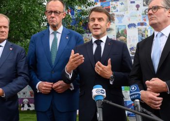 A mund të rilindë demokracia nga hijet populiste?