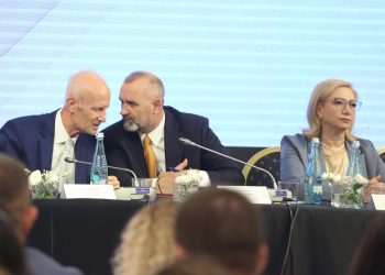 ‘Arbitrar’: Projekti i Kodit Penal kritikohet edhe për cënimin e lirisë së shprehjes