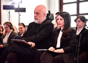 Ligji i ri i qeverisë ngre shqetësime për cënim të autonomisë në administratën publike