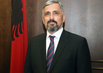 Gjyqtari i Gjykatës së Lartë, Asim Vokshi, zgjidhet anëtar i ri i Gjykatës Kushtetuese