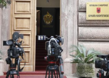Gjykata Kushtetuese ka në dorë fatin e dosjes penale ndaj Belinda Ballukut