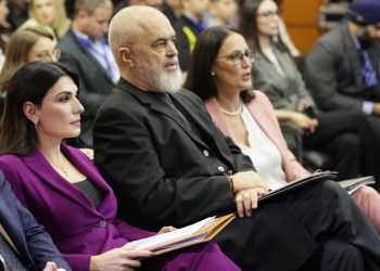 Dosja e SPAK: Fitimet marramendëse të kontraktorëve të AKSHI