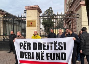 Aktivistët akuzojnë Këshillin e Mandateve se po bllokon drejtësinë