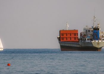Rusia është fituesja më e madhe e luftës me Iranin