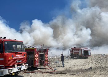 zjarri landfill bushat