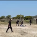 screenshot nga video të publikuara nga aktivistë që tregojnë policinë private duke hequr zvarrë një protestues