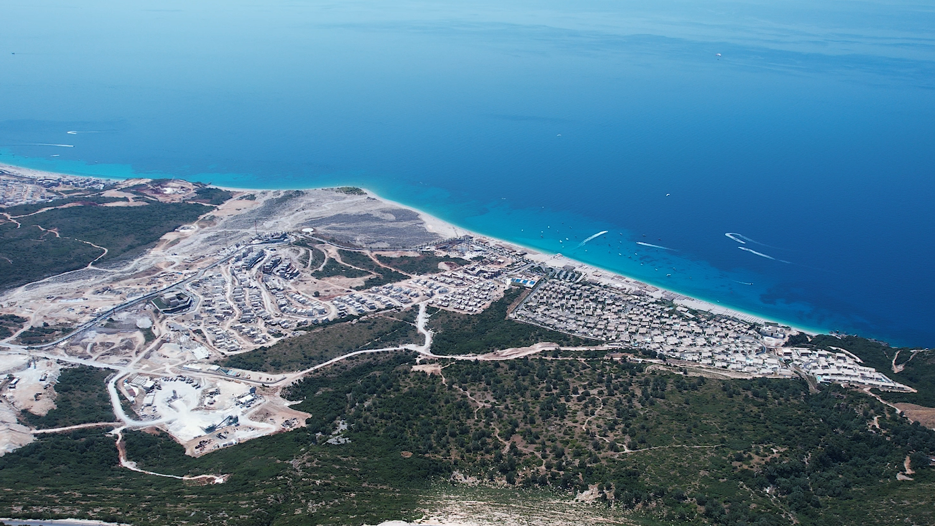 delta palase green coast (1)