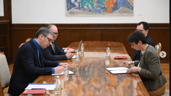 vucic heskens anke konrad vucic instagram