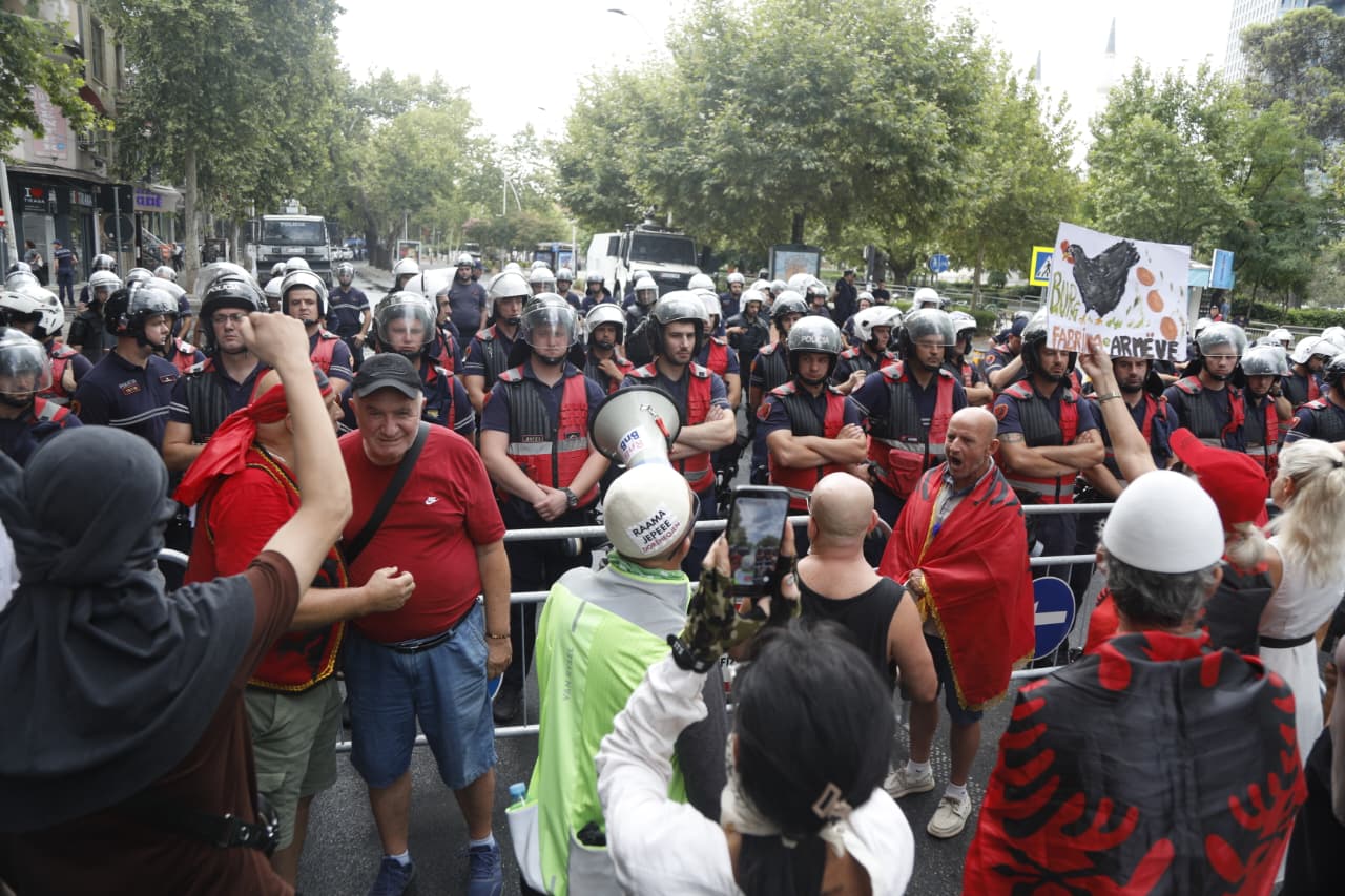 protesta parlament