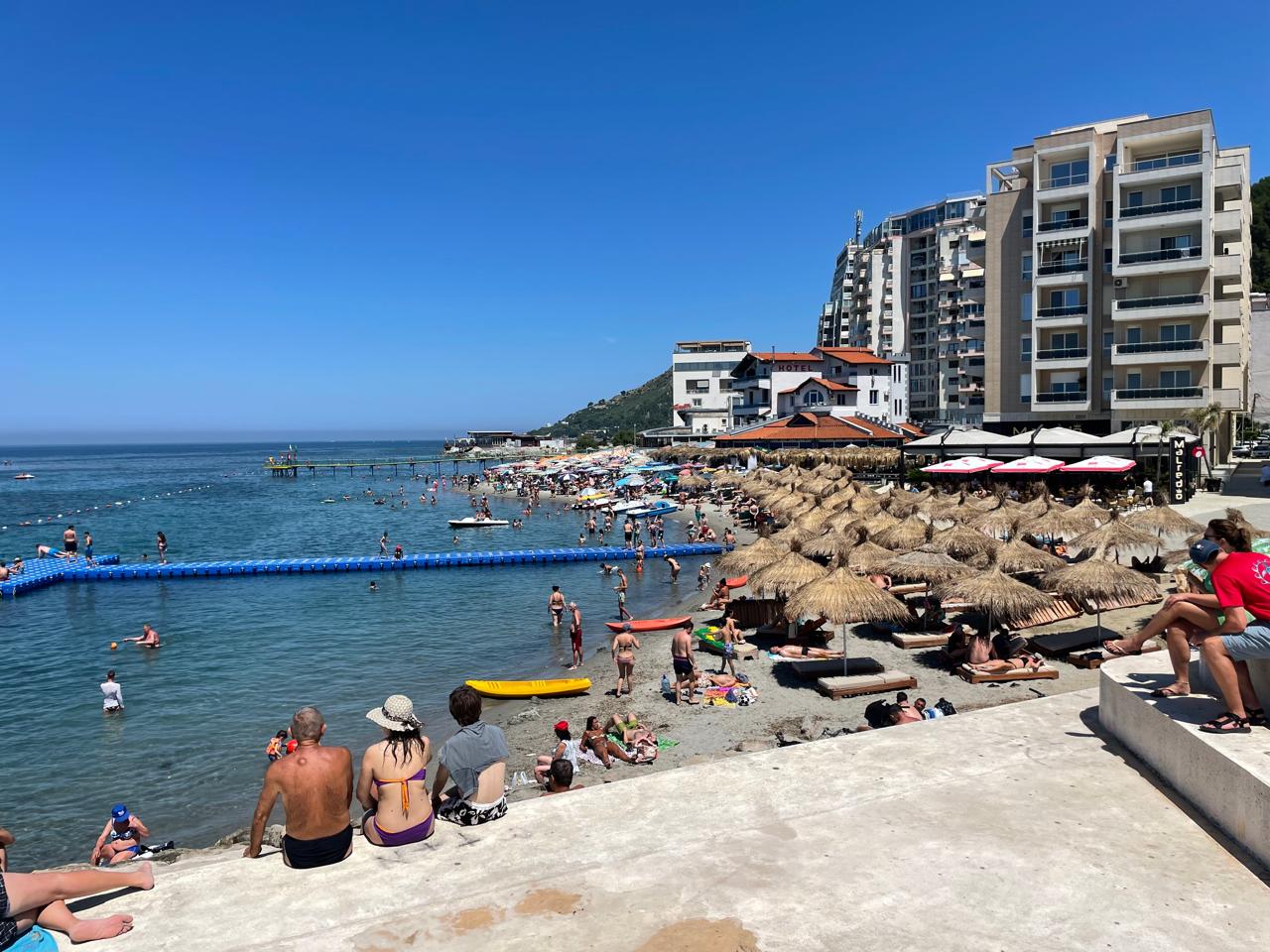 turistet ne durres
