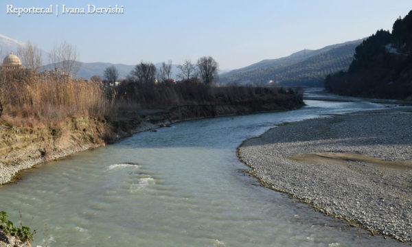 Lumi i Osumit në Berat. Janar 2017. Foto: Ivana Dervishi/BIRN