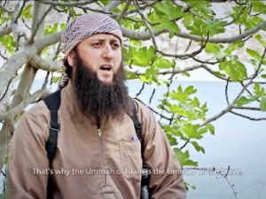 Almir Daci, një ish-imam nga Pogradeci, besohet se aktualisht lufton me ISIS-in në Siri. Foto: Youtube qershor 2015.