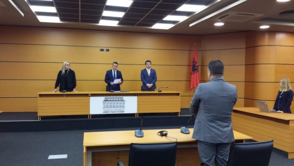 Shkarkohet Admir Belishta, kryetar i Gjykatës së Korçës