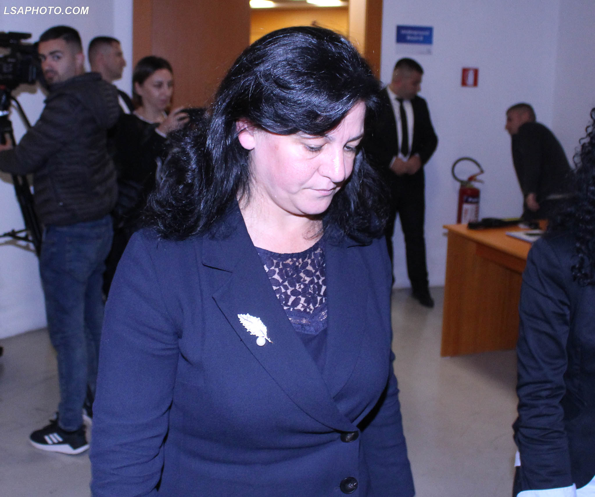 Gjyqtarja e Apelit të Korçës, Brunilda Malo (Orhani) pas seancës së zhvilluar më 4 nëntor. Foto: LSA 