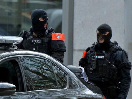 Policia anti-terror ne Bruksel. Foto: Anadolu.