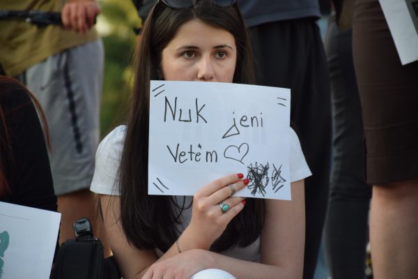 Qytetarët protestojnë kundër dhunës ndaj grave dhe për barazi gjinore, Tiranë, 10 qershor 2016. Foto: Ivana Dervishi/BIRN.