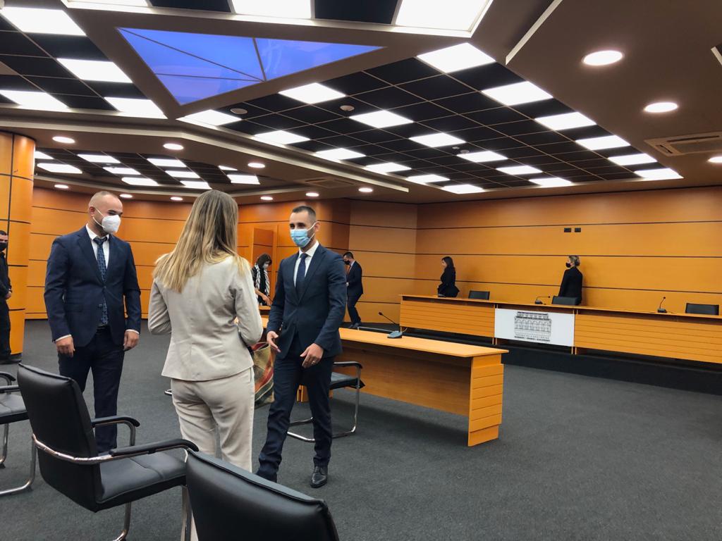Gjyqtari Erjon Çela pas vendimit të konfirmimit në detyrë. Foto: Edmond Hoxhaj. 
