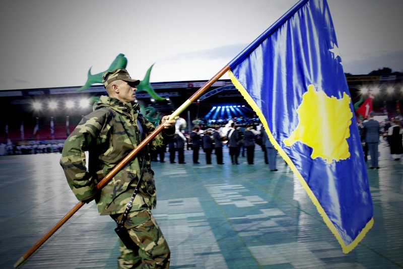 Forca e Sigurisë së Kosovës gjatë një parakalimi | Foto nga : Wikimedia