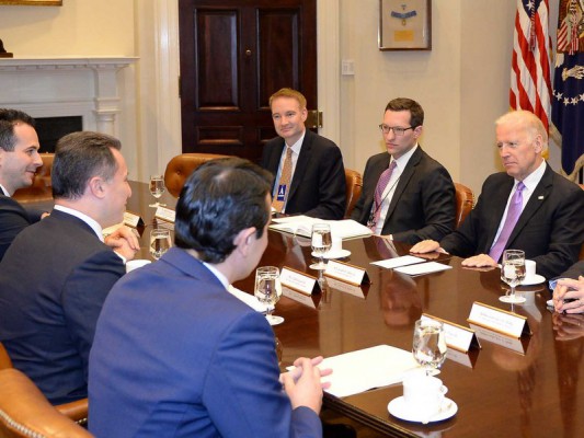 Gruevski dhe Biden në Uashington. Foto: MIA