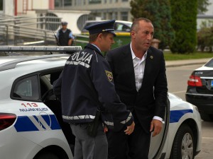 Ramush Haradinaj pasi u ndalua në Slloveni. Foto: Borut Zivulovic/Beta.