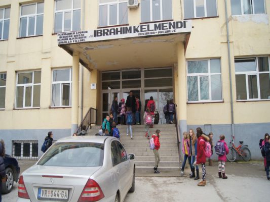 Shkolla fillore “Ibrahim Kelmendi” në Preshevë. Foto: BIRN/Natalia Zaba 